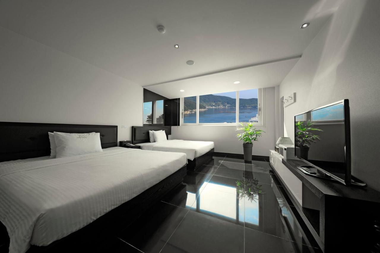 Doya Hotel Geoje Esterno foto