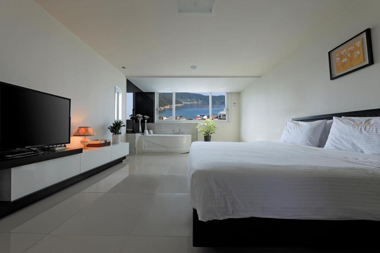 Doya Hotel Geoje Esterno foto
