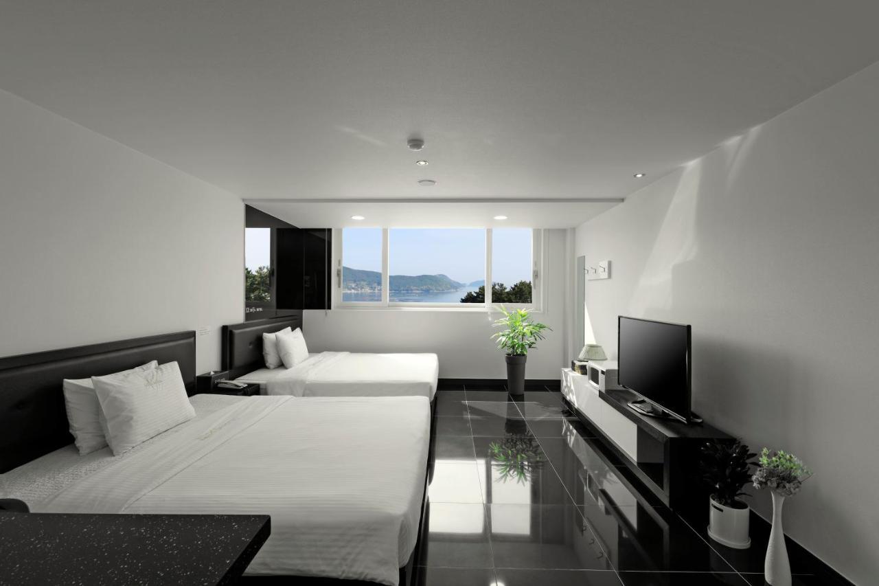 Doya Hotel Geoje Esterno foto